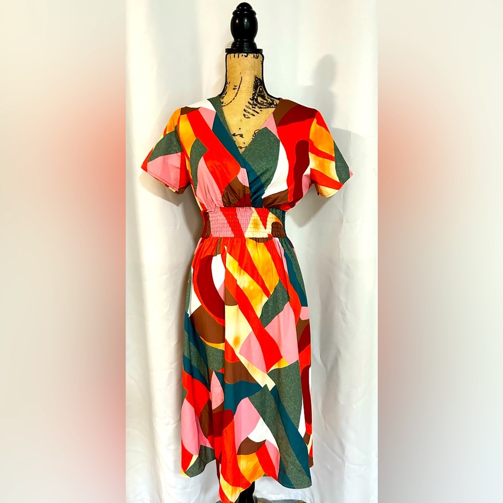 Multicolor mid length dress. Size Medium